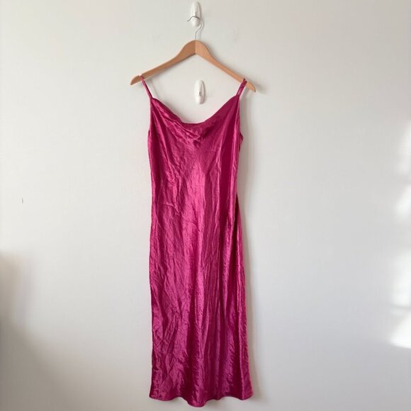 Aritzia Babaton Model Satin Midi Dress in Magenta Crush Size Medium - Picture 3 of 6